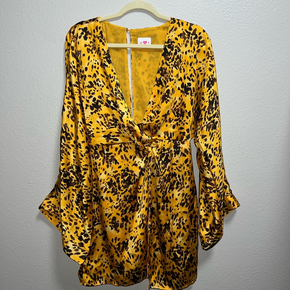 Buddy Love mini dress, size medium, knotted at the front
